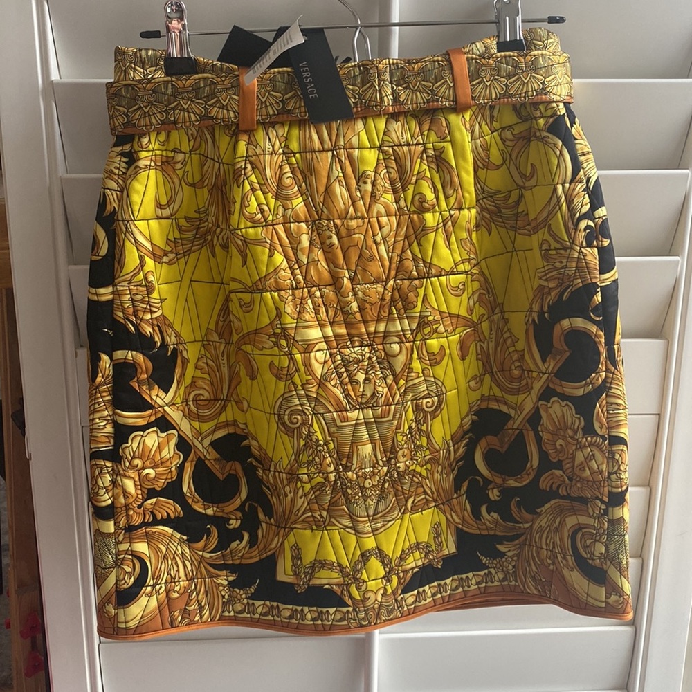 Versace Baroque Print Silk Mini Skirt With A Belt, Size 6 - Picture 6 of 9